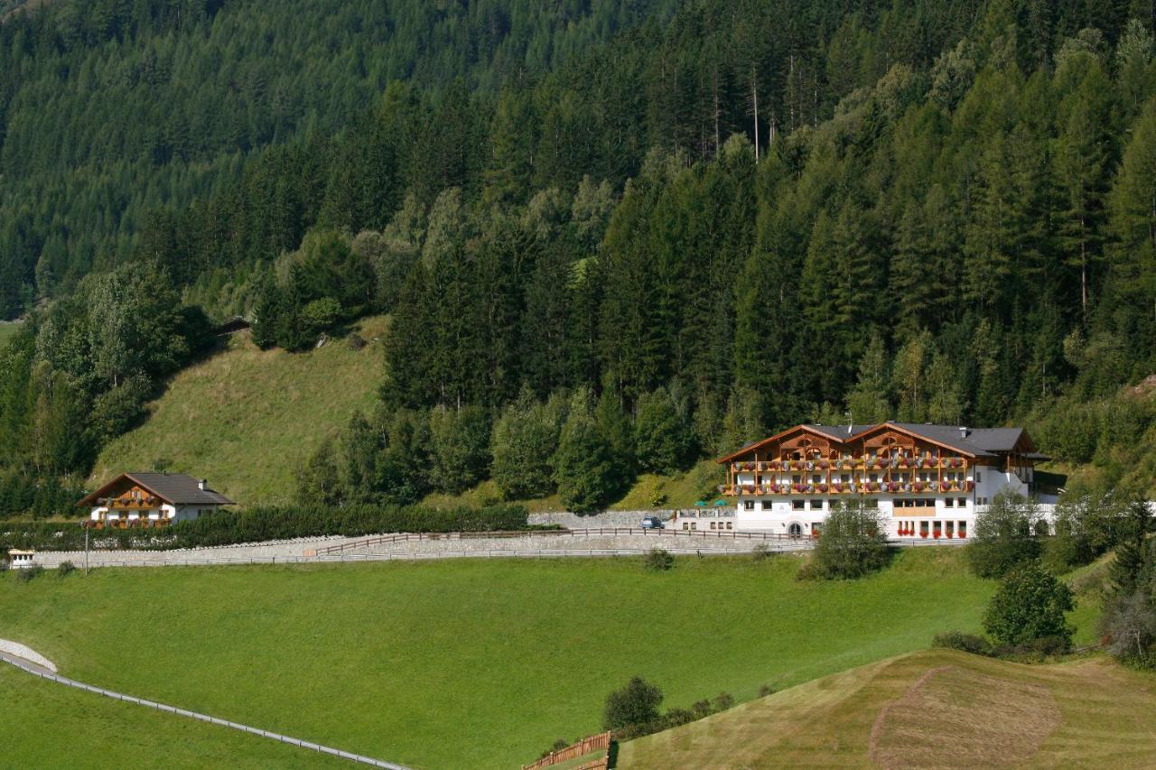 Hotel Kranebitt Валь-ди-Вицце Экстерьер фото
