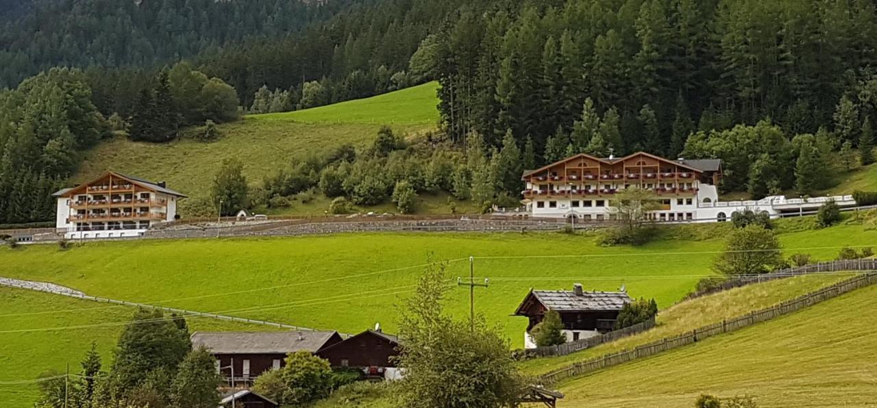 Hotel Kranebitt Валь-ди-Вицце Экстерьер фото